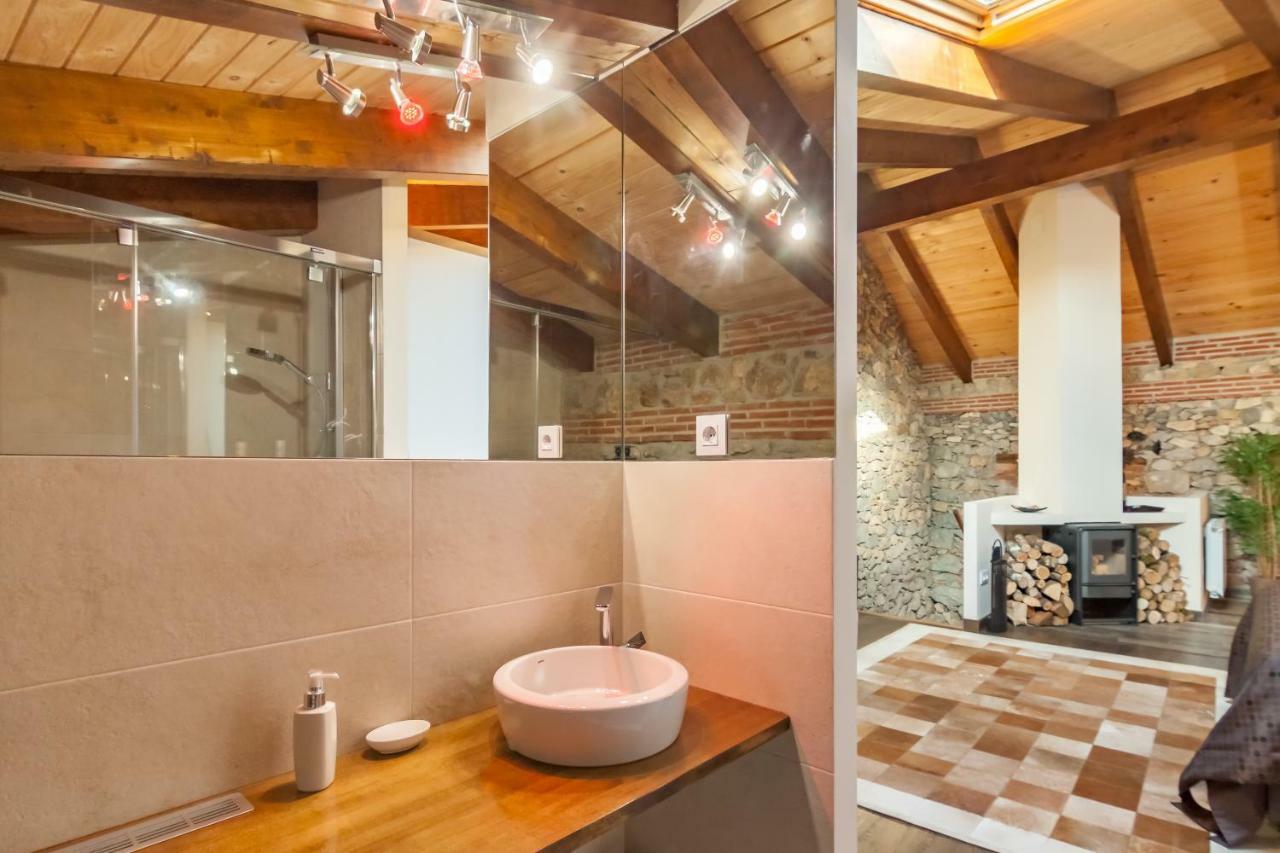 Estudio Sonido Y Jacuzzi Santander Exterior foto